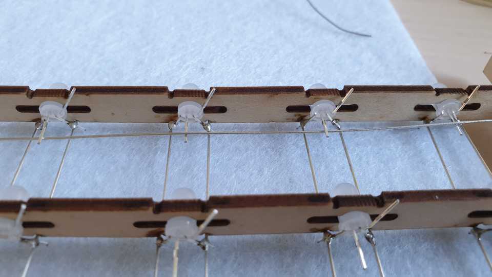 LEDs horizontal wire close-up start